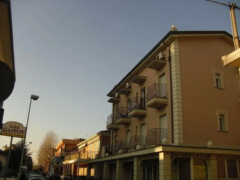 Residence Uno Studio & Suites Rimini 0*,  Italy