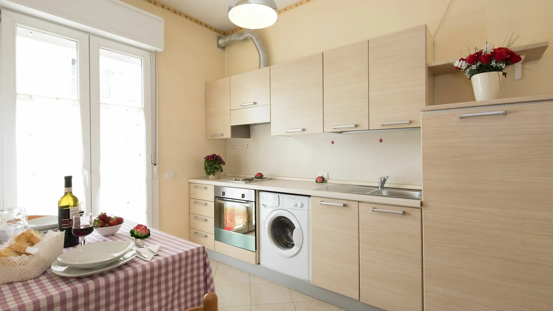 Residence Uno Studio & Suites Rimini 0*,  Italy